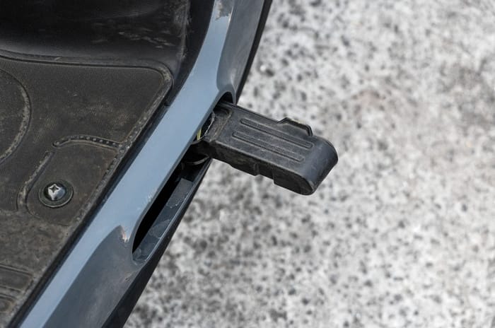 River Indie front foot-peg